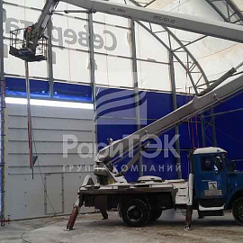 Hangar 135x24x14 Warehouse 135x24x14 m., For metal storage.